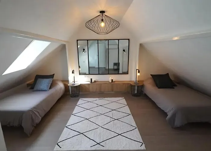 Сasa de vacaciones Maison Spacieuse Avec Piscine A *