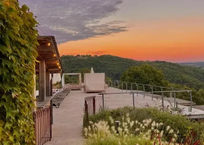 Maison Spacieuse Avec Piscine A *